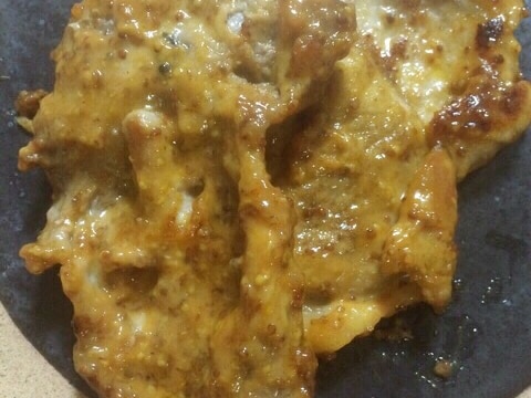 豚肉のハニーマスタードソース焼き